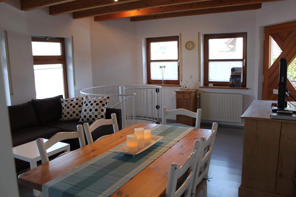 Ferienwohnung Morgentau คัปเพล-กราเฟินเฮาเซน ภายนอก รูปภาพ