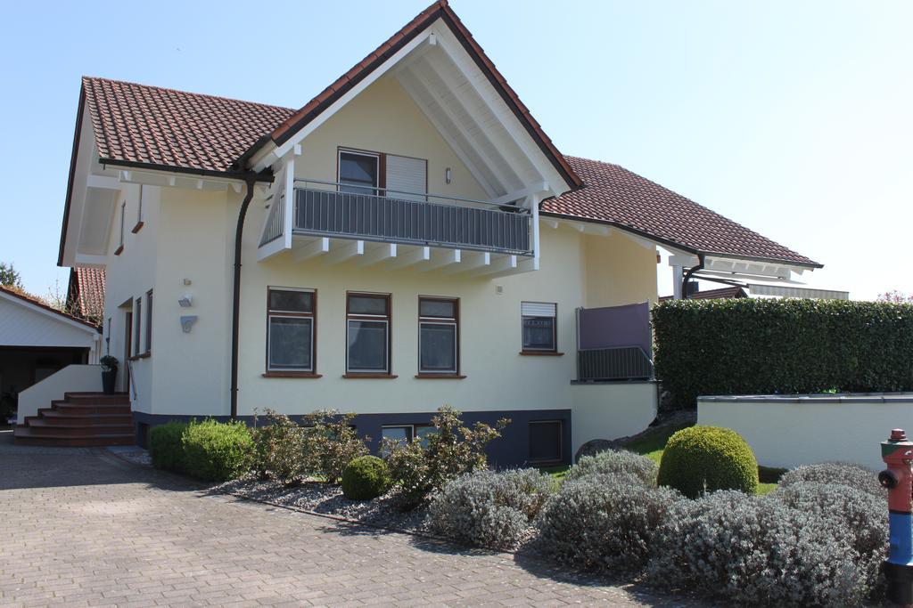 Ferienwohnung Morgentau คัปเพล-กราเฟินเฮาเซน ภายนอก รูปภาพ